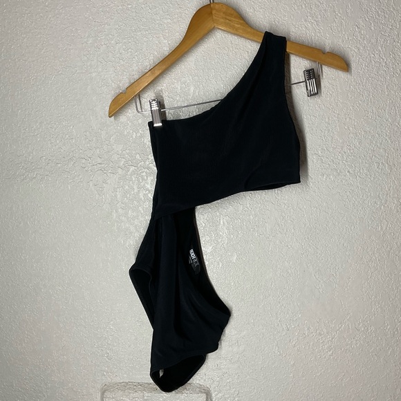 Beach Riot Asymmetrical Celine One Piece S - Picture 3 of 6